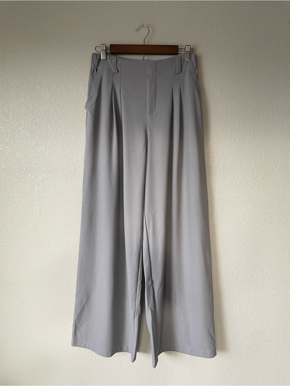 Halara Slacks Pants High Waisted Wide Leg Gray Medium NWT